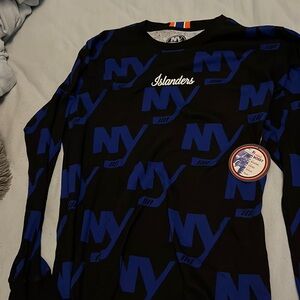 New York islanders long sleeve tee